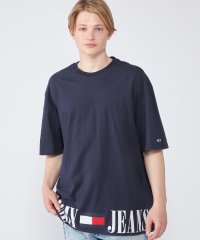 TOMMY JEANS/トミージーンズ TOMMY JEANS スケーターアーカイブグラフィックTシャツ/505223673