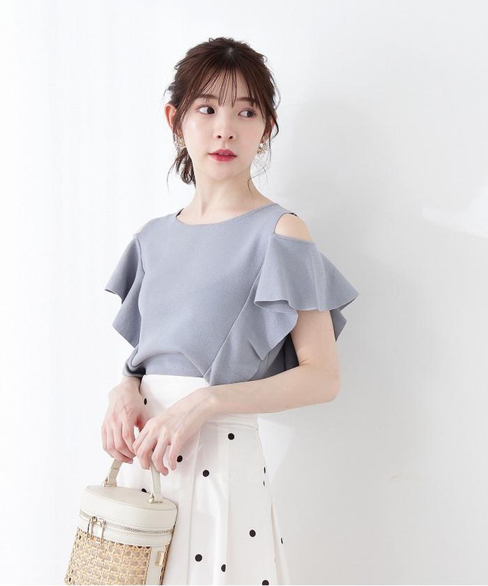 セール 30%OFF】ラッフルオープンショルダーニット WEB限定