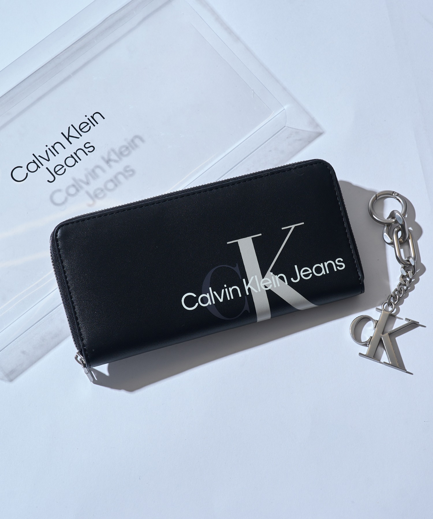 フロントの 【関税込】Calvin Klein カルバンクラインロゴ 長財布 (Calvin Klein/長財布) 86088549 いがある