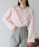 ピンクベージュ