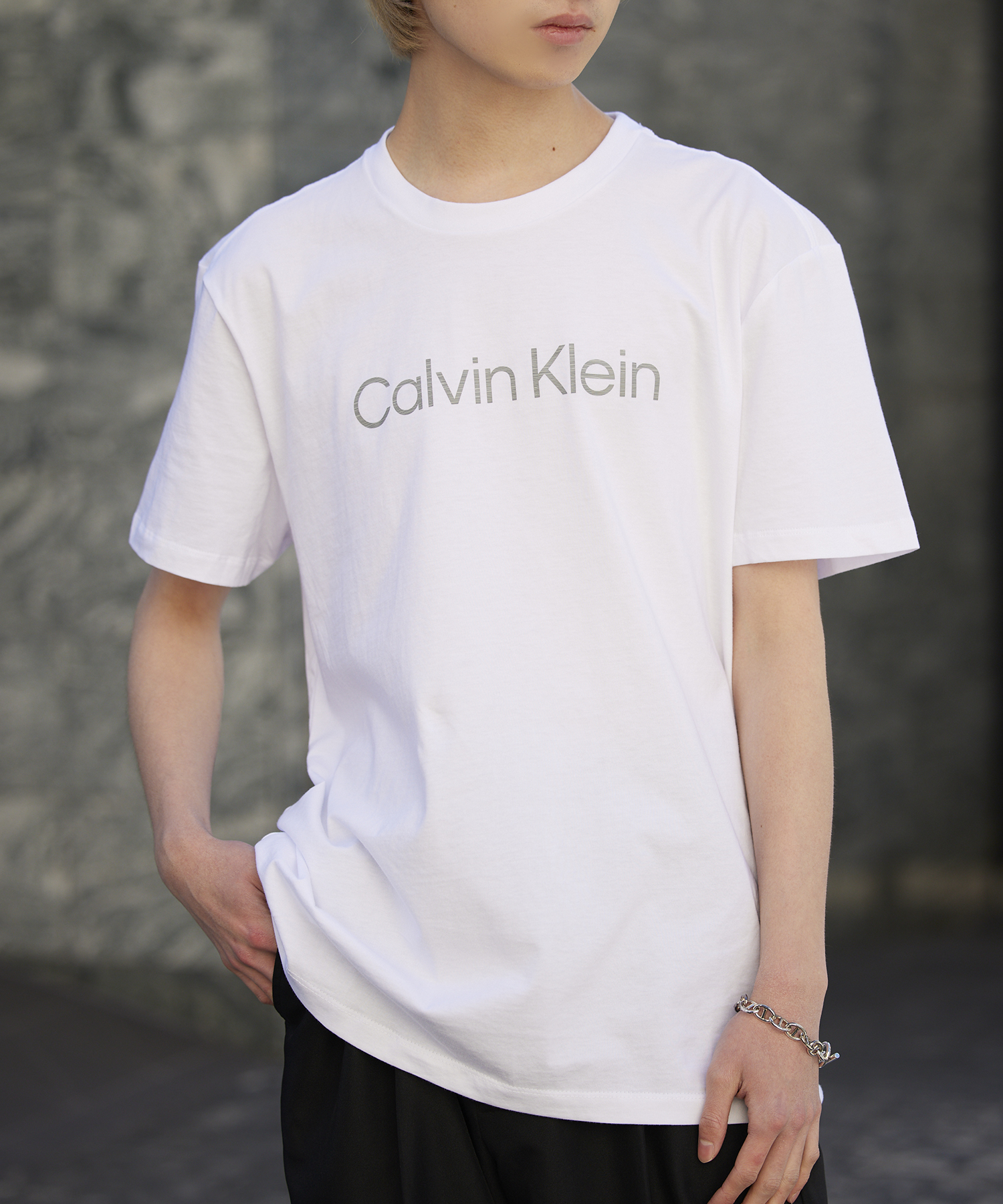値下げしました‼️Calvin Klein Tシャツ