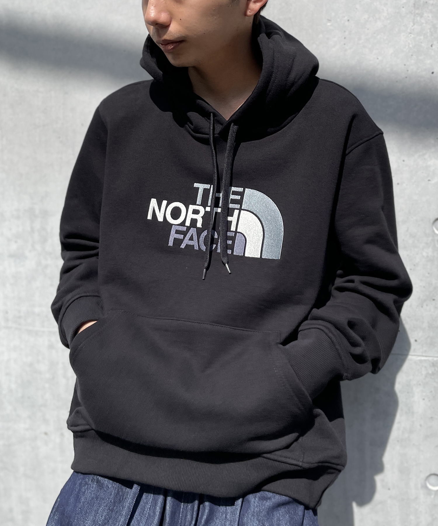 THE NORTH FACE パーカー ハーフドームロゴ