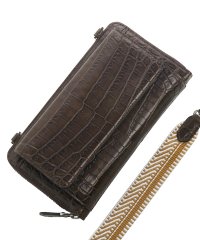 sankyoshokai/サンキョウショウカイ 三京商会 クロコダイルマット2wayポシェットショルダークラッチバッグ/505240330