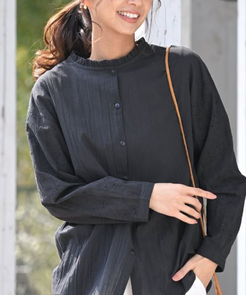 フラワー刺繍袖フリルネック前開きブラウス(505227674) アールピーエス(rps) d fashion ノースリーブ チュニック 前開き ブラウス ジレ 刺繍 L