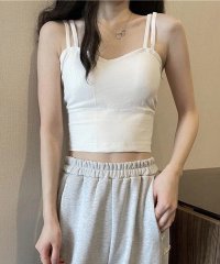 shoppinggo/カップ付きキャミソール キャミタンクトップ セクシー 胸元 無地 ブラ 白 黒 パット付 へそ出し インナー 結婚式 見せブラトップ ブラカバー ブラトップ 背/505242001