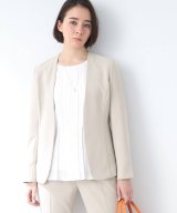 ベージュ(652)