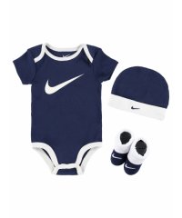 NIKE/ベビー(6－12M) セット商品 NIKE(ナイキ) SWOOSH HAT/BODYSUIT/BOOTIE 3/505262117