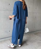 ブルー