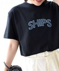 SHIPS WOMEN/《一部追加予約》* SHIPS ラウンド プリント ロゴ TEE ◇/505267017