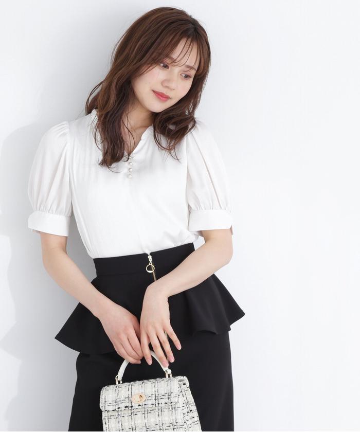 セール 30%OFF】フリルスキッパーネックブラウス(505270827
