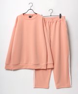 ピンク