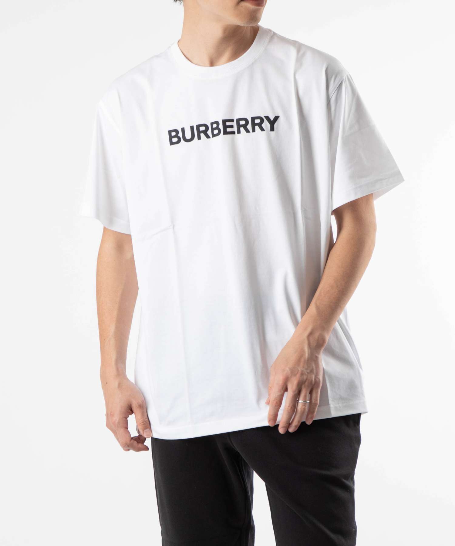 クーポン】【セール5%OFF】バーバリー BURBERRY 8055309 Ｔシャツ