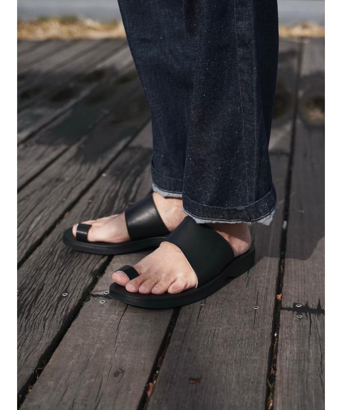 この夏は、ショット×ブラザーブリッジのレザーサンダルで差を