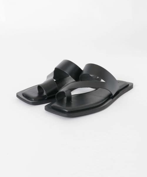 セール55%OFF】レザーアシンメトリートングサンダル(505300499