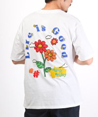 LUXSTYLE/フラワーグラフィック発泡プリント半袖Tシャツ/Tシャツ メンズ 半袖 グラフィック ロゴ フラワー 発泡プリント/505305423