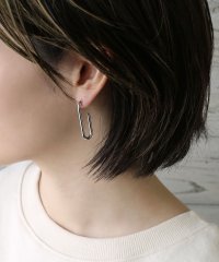 colleca la/[stainless]ステンレス・ロングオーバルピアス〈金属アレルギー対応〉/505328376