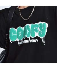 MODISH GAZE/グラフィックプリントTシャツ　COMFY　/505329601