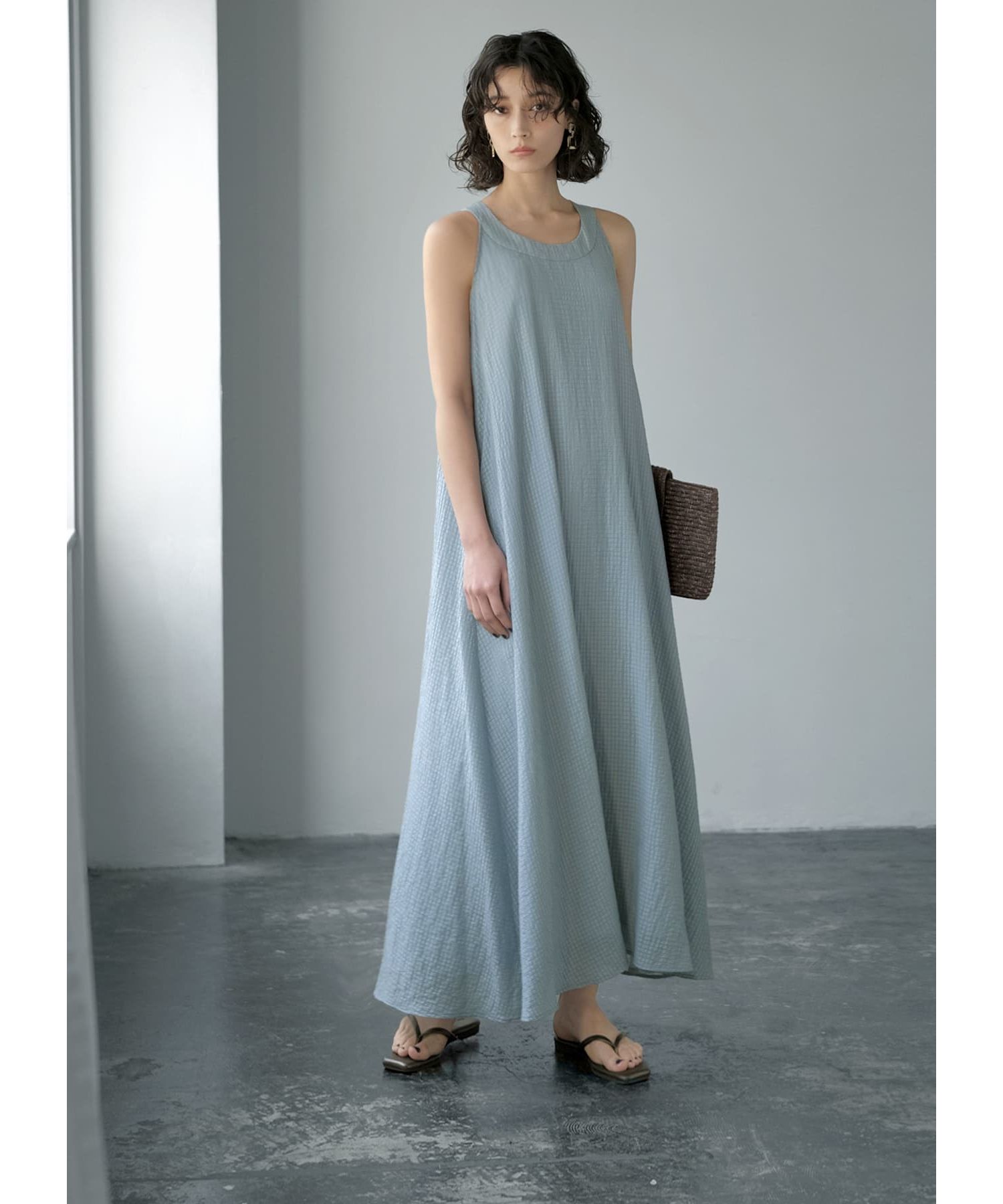 STYLE DELI dress 羽織り付きワンピースセットアップ ノースリーブ STYLE DELI ワンピース ニュアンス糸のシャリ感ノースリIライン