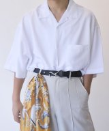 ホワイト
