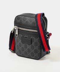 GUCCI/グッチ GUCCI ショルダーバッグ 682357 K5RLN  メンズ バッグ ミニショルダー GGスプリーム メッセンジャーバッグ サコッシュ 斜め掛け 本/505340448