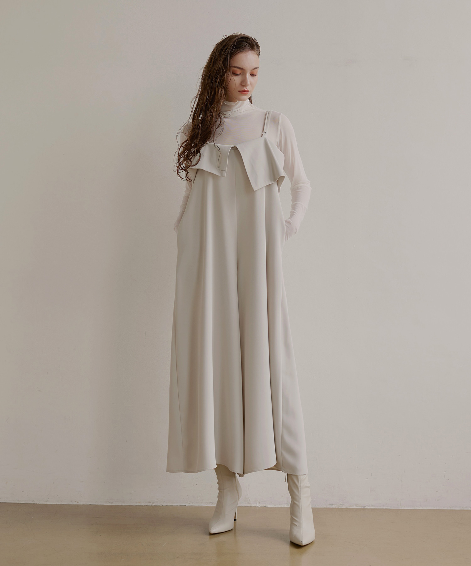 MIELI INVARIANT 未使用新品オールインワン ミエリ インヴァリアント MIELI INVARIANT Wide Collar C/A
