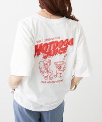 NICE CLAUP OUTLET/HOTDOG 発砲プリントTシャツ/505345554