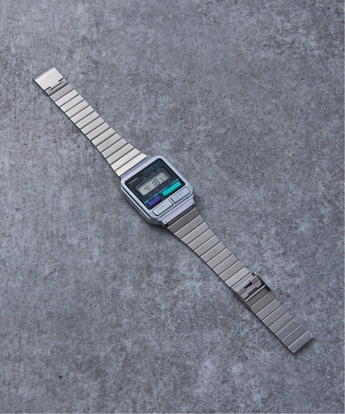 カシオヴィンテージA120WE-1AVT腕時計 | Urban Outfitters 日本
