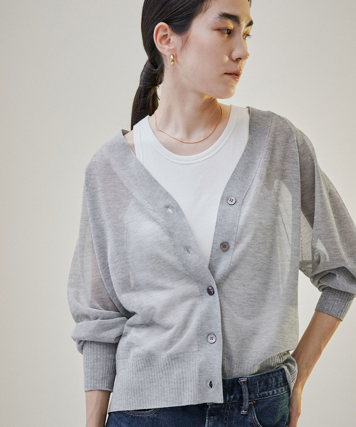 ご好評につき新色追加！]【洗える】Vネックシアーカーディガン