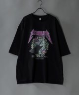ブラック