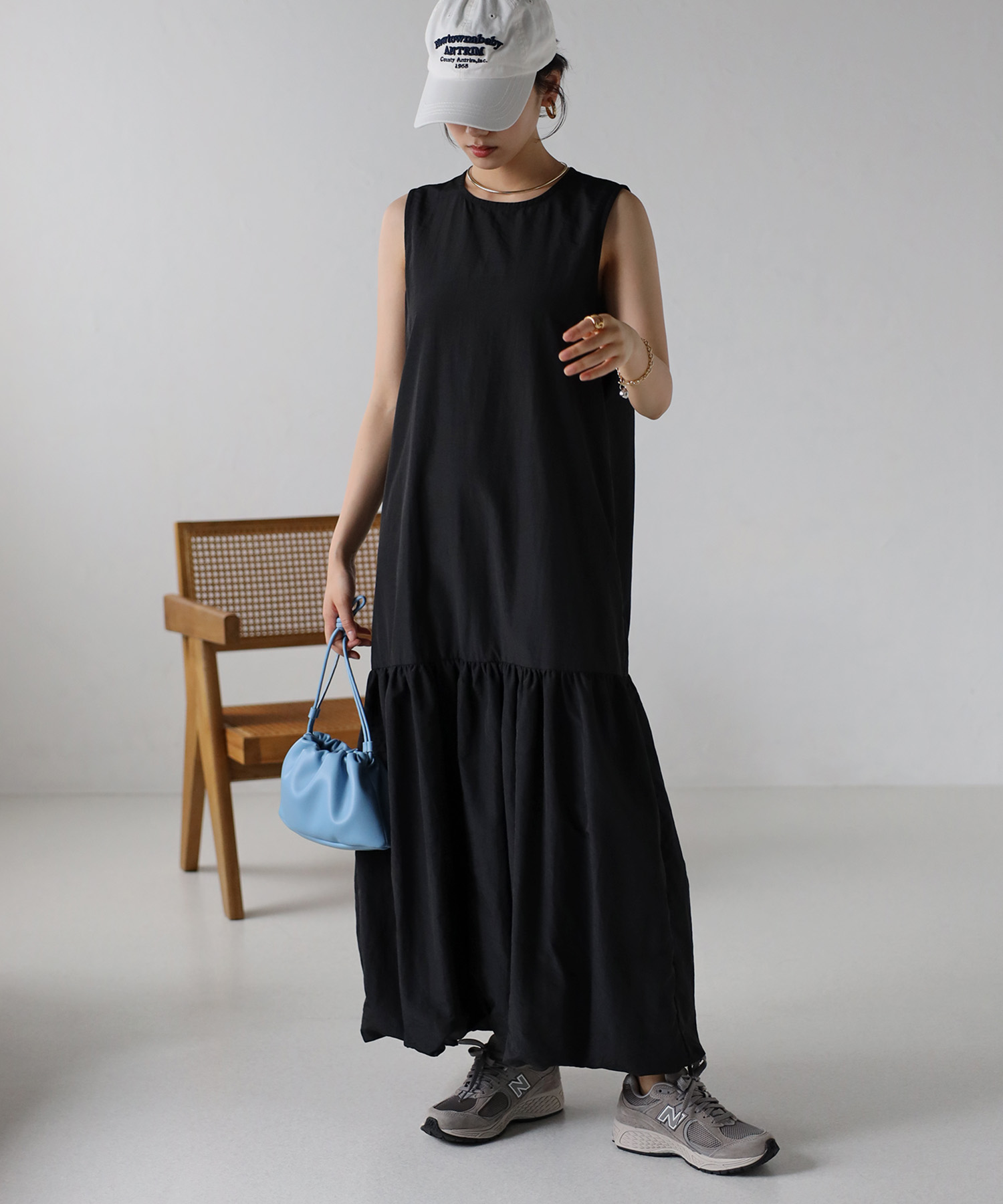 Saloon バルーン　ワンピース　ベージュ バルーンスリーブ刺繍ドレス(ベージュ)H1-392BE-S | OTONA DRESS