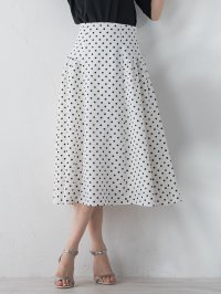 QUEENS COURT/ドットスカート≪洗濯機で洗える≫/505395952