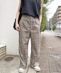 Spick & Span/ウォッシャブルタックストレートパンツ/505411811