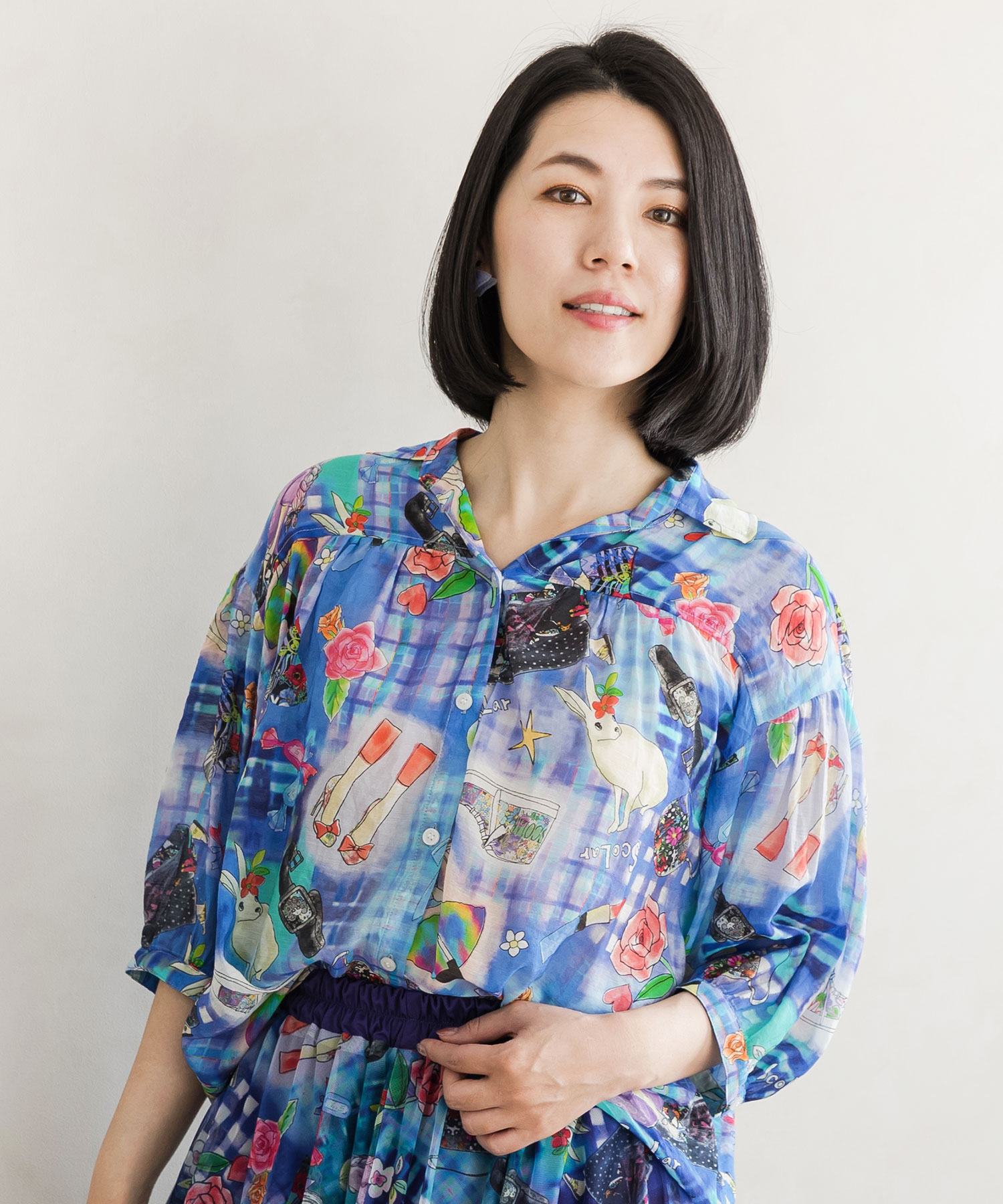 セール 30%OFF】スカラー雑貨を描いたシルクタッチレーヨン