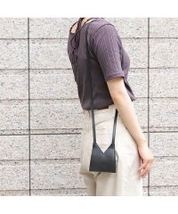 MM6 Maison Margiela/MM6 Maison Margiela エムエムシックス ショルダーバッグ SB6ZI0005 P5546 T8013/505425316