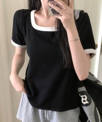 Amulet/アミュレット Amulet Uネックシャツ 半袖 春 夏服 秋 韓国ファッション 10代 20代 30代 カジュアル 無地 ショート丈 レディース おしゃれ 黒/505425437