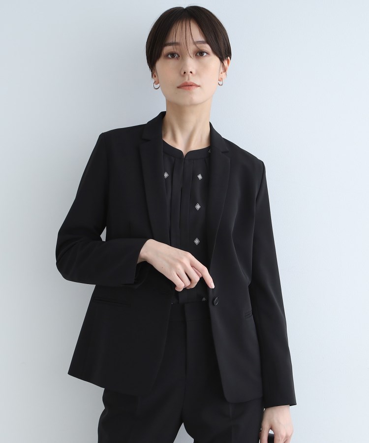 黒 パンツスーツ INDIVI 36 熱っぽい