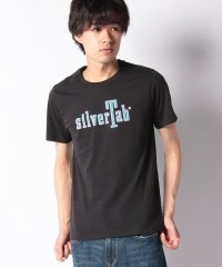 LEVI’S OUTLET/SILVERTAB(TM) グラフィック クルーネックTシャツ ブラック CAVIAR/505429175