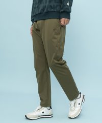 le coq sportif /【はっ水/防風】ボンディングニット エアスタイリッシュパンツ ルフフォルム(秋冬用)/505415100