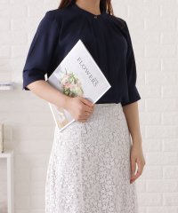 Lace Ladies/2WAYネック半袖タックブラウス 女性 レディース トップス プルオーバー ゴールド メタリックカラー ボタン シフォン 上品 エレガントフェミニン ゆったり /505444740