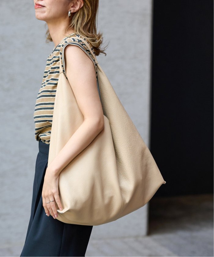 AULENTTI/オウレンティ】インナーバッグ付きショルダーBAG AULENTTI/オウレンティ】インナーバッグ付きショルダーBAG