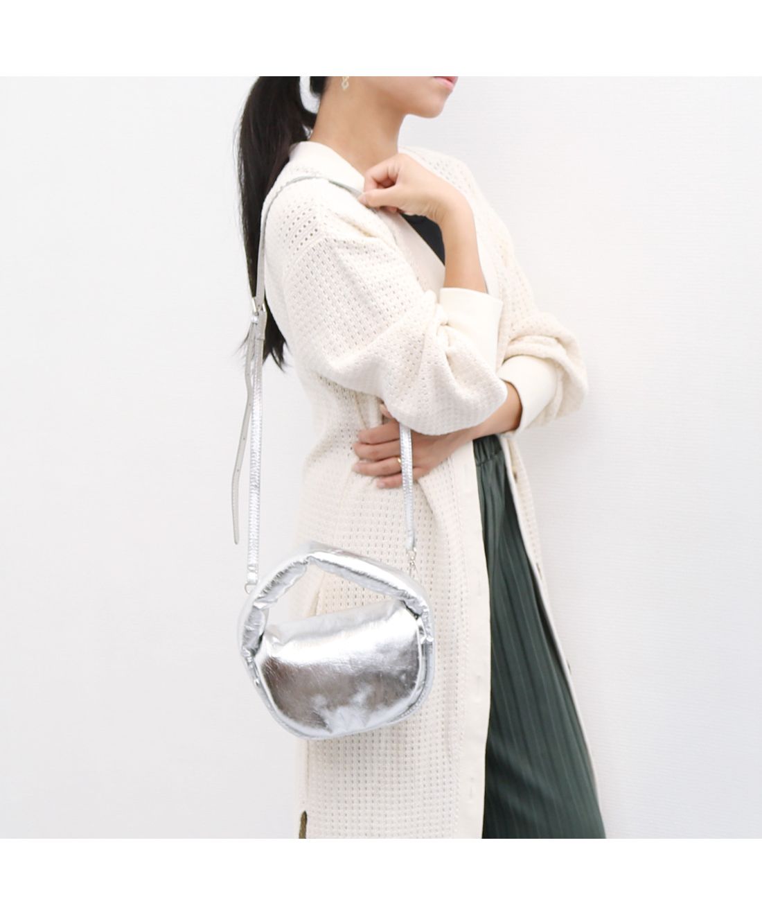セール】カシュカシュ cache cache ハーフムーンワンハンドル
