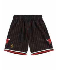 Mitchell & Ness/ブルズ オルタネイト スイングマンショーツ 1996－97 CHICAGO BULLS Swingman Shorts Blk － CHI Bulls 96－9/505465947