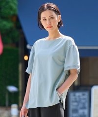 JIYU-KU /【WEB限定カラーあり】【UVカット・吸水速乾・洗える】ツイストプレーンラッフルスリーブ カットソー/505473148