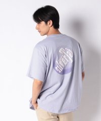LEVI’S OUTLET/SILVERTABTM リラックスフィット Tシャツ パープル COSMIC SKY/505460077