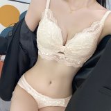 アイボリー