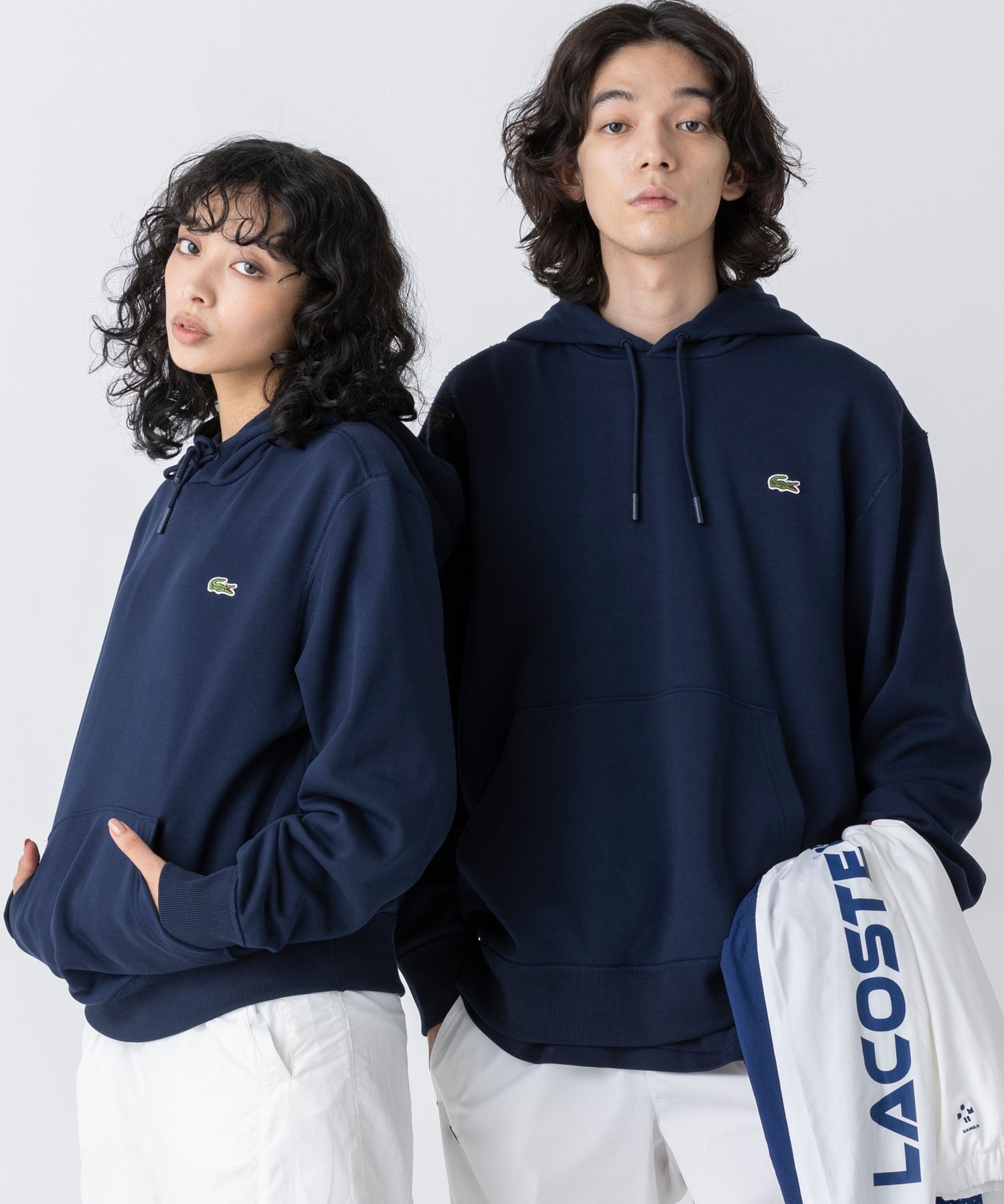 【関税込み】We11done ベージュ Center Basic フーディ We11doneのベージュ Center Basic フーディがセール中