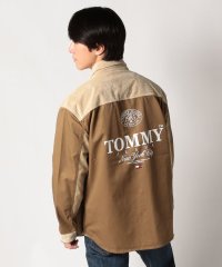 TOMMY JEANS/トーナルミックスシャケット/505483150