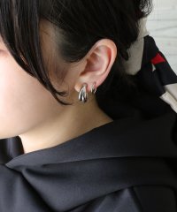 colleca la/コレカラ colleca la 2連フープ セットイヤリング/505493111