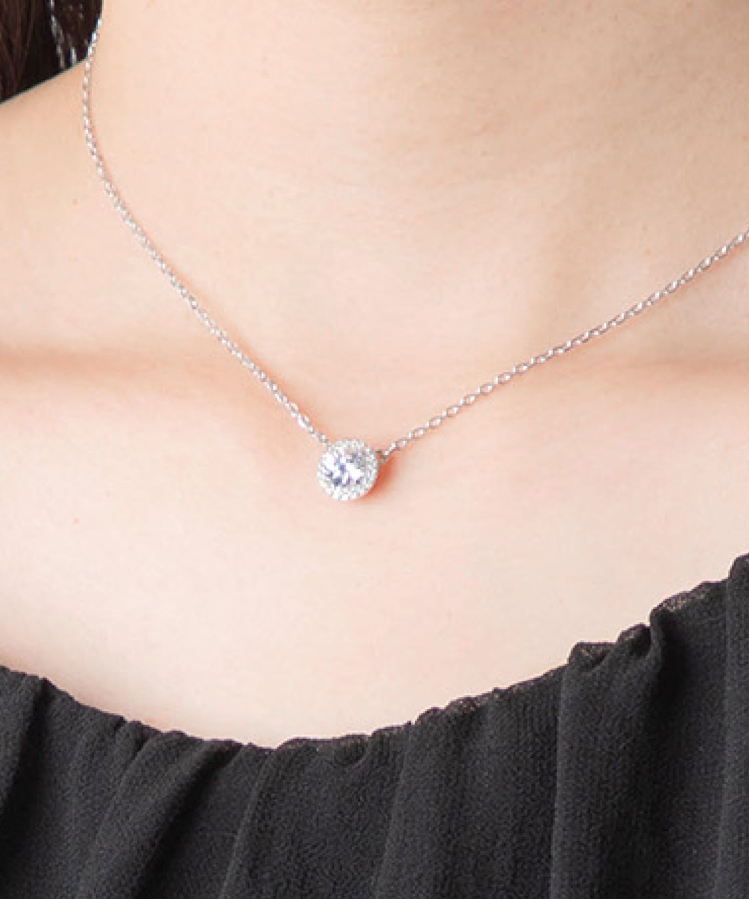 SWAROVSKI 大人し ネックレス SWAROVSKI 大人し ネックレス