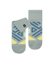 On/ＰＥＲＦＯＲＭＡＮＣＥ　ＭＩＤ　ＳＯＣＫ/505590318